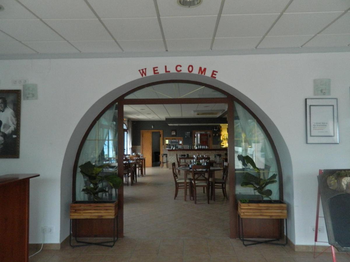 Hotel Restaurant Baladrar Benissa Exteriör bild