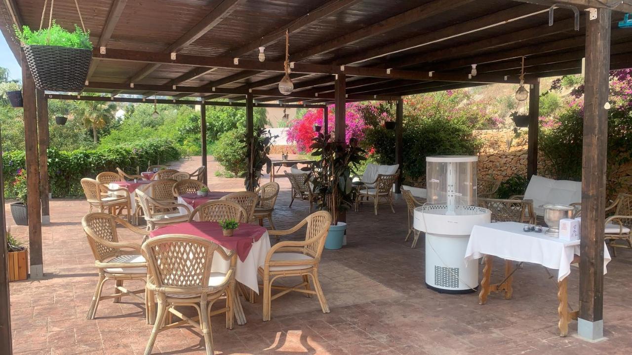 Hotel Restaurant Baladrar Benissa Exteriör bild
